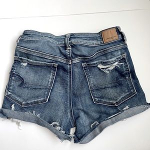 American eagle ripped jean shorts